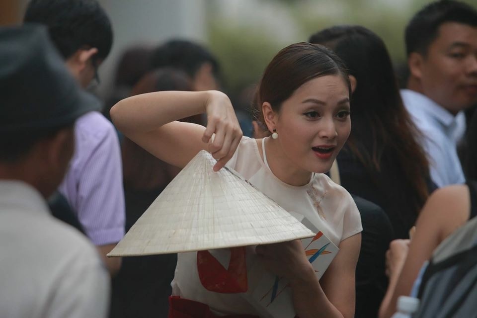 Lan Phuong tang non la cho tong thong Obama anh 4