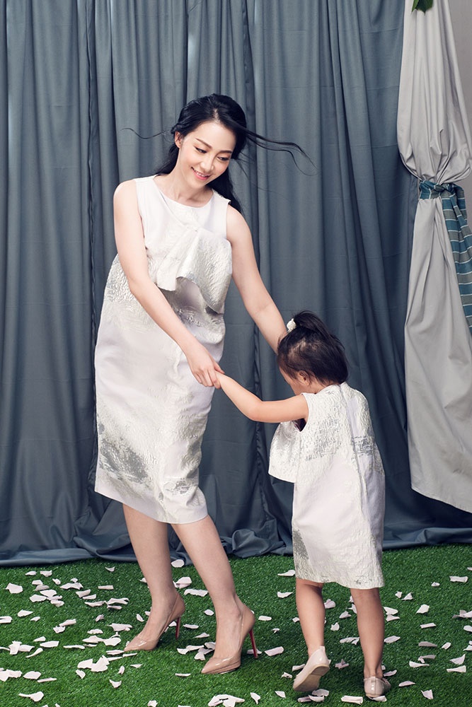 Linh Nga khoe con gái 3 tuổi ảnh 3 Linh Nga khoe con gai 3 tuoi anh 3
