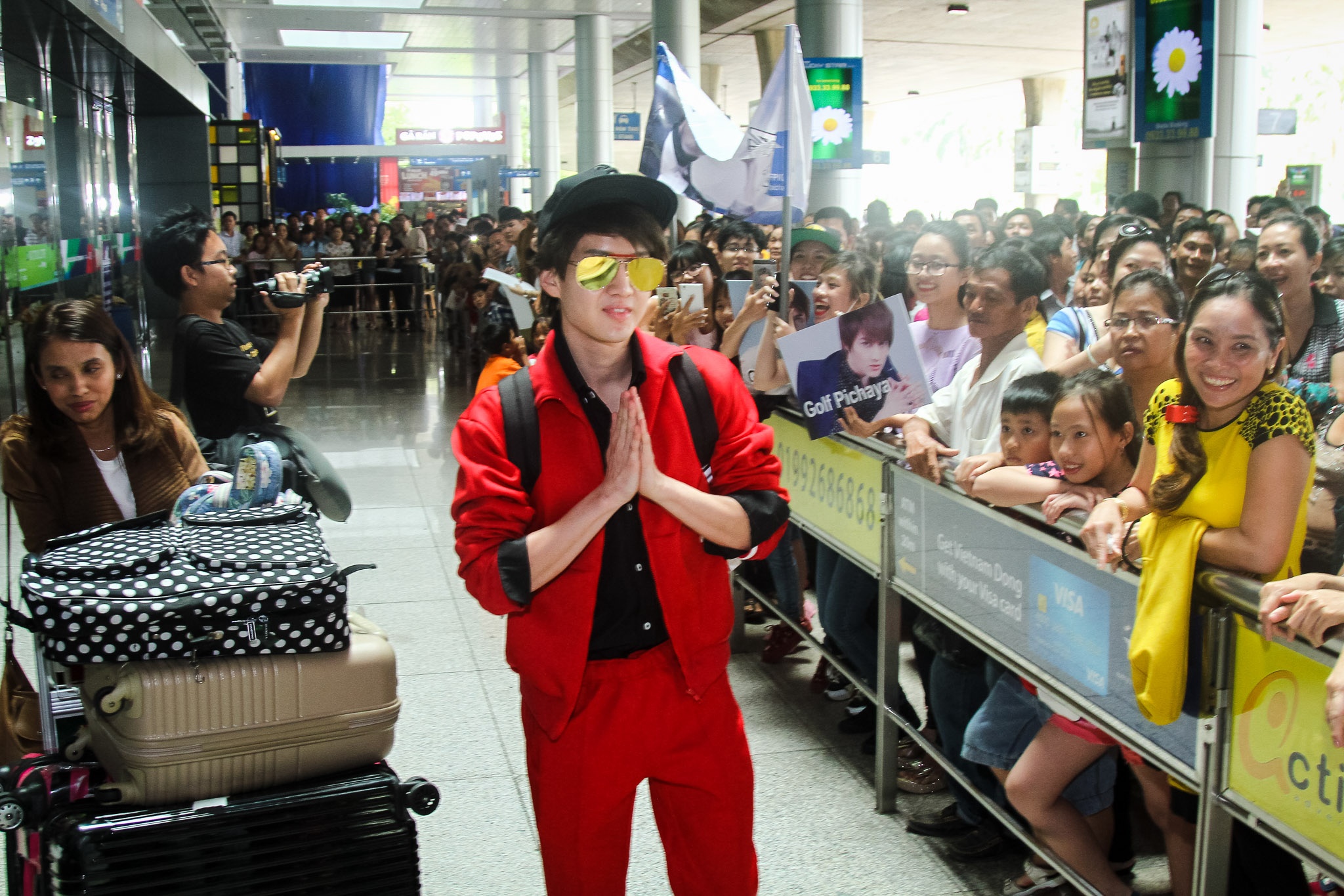 Man cua 'Tinh yeu khong co loi, loi o ban than' den Sai Gon hinh anh