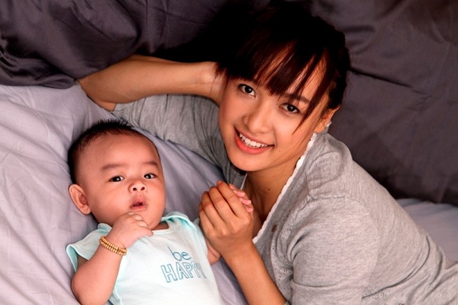 Sao Viet tang qua gi cho con trong ngay 1/6 anh 5