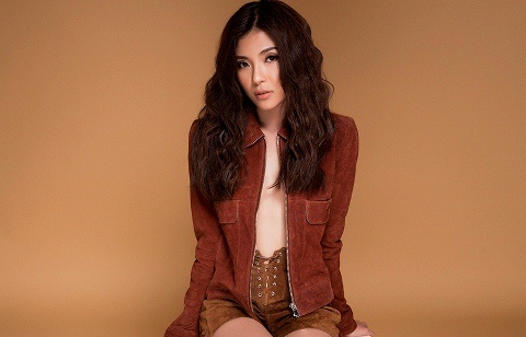 Thuy Diem cuon hut voi thoi trang ca tinh hinh anh