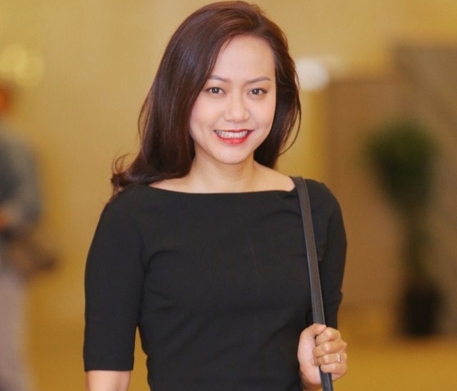 Hong Anh binh dang voi chong anh 1