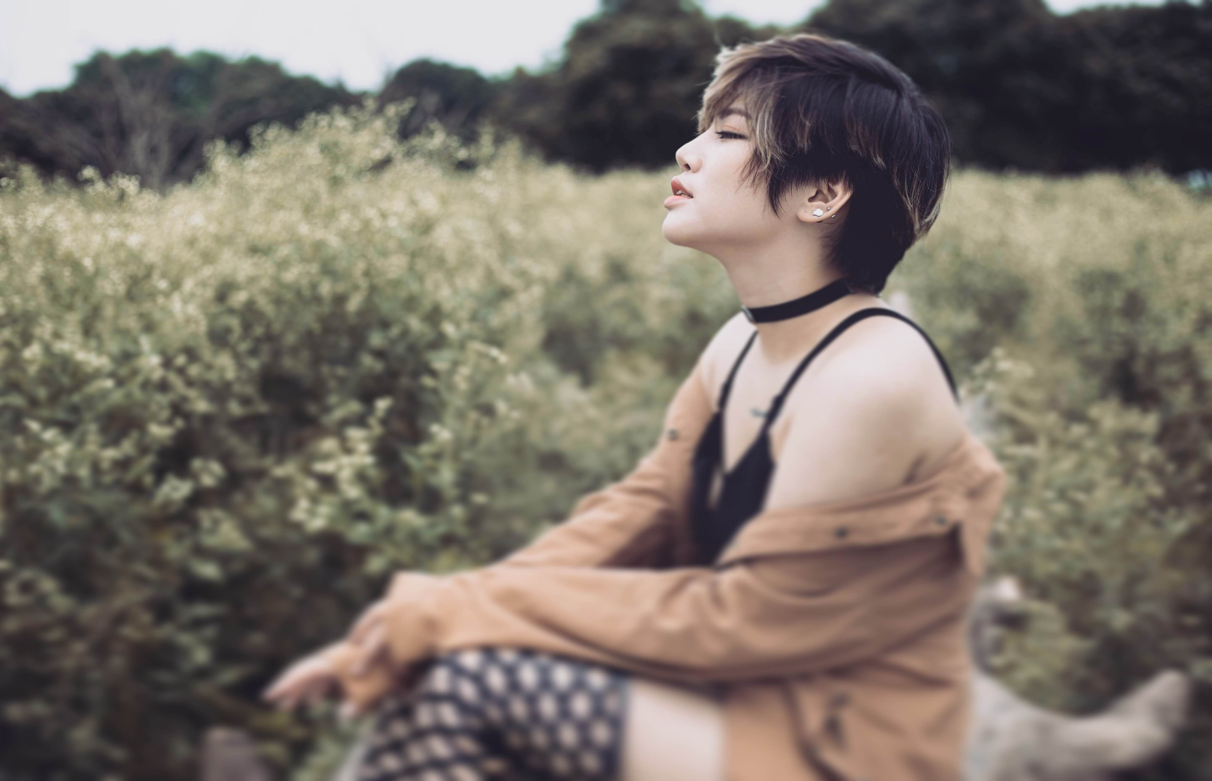 Yen Le ra mat ca khuc moi anh 1