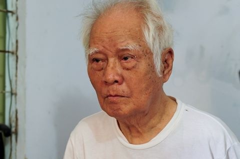 Nhạc sĩ Nguyễn Văn Tý cô đơn ảnh 1 Nhac si Nguyen Van Ty co don anh 1