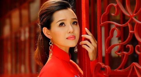 Dien vien 'Cong mat troi': Le Be La thang tinh va tot bung hinh anh