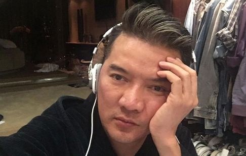 Dam Vinh Hung bi mat ngu trien mien hinh anh