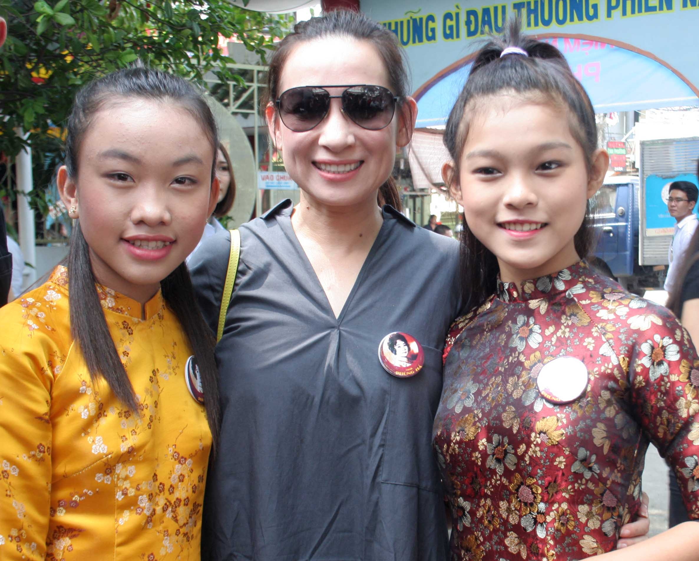 Sao Viet du le gio to NSND Phung Ha anh 3