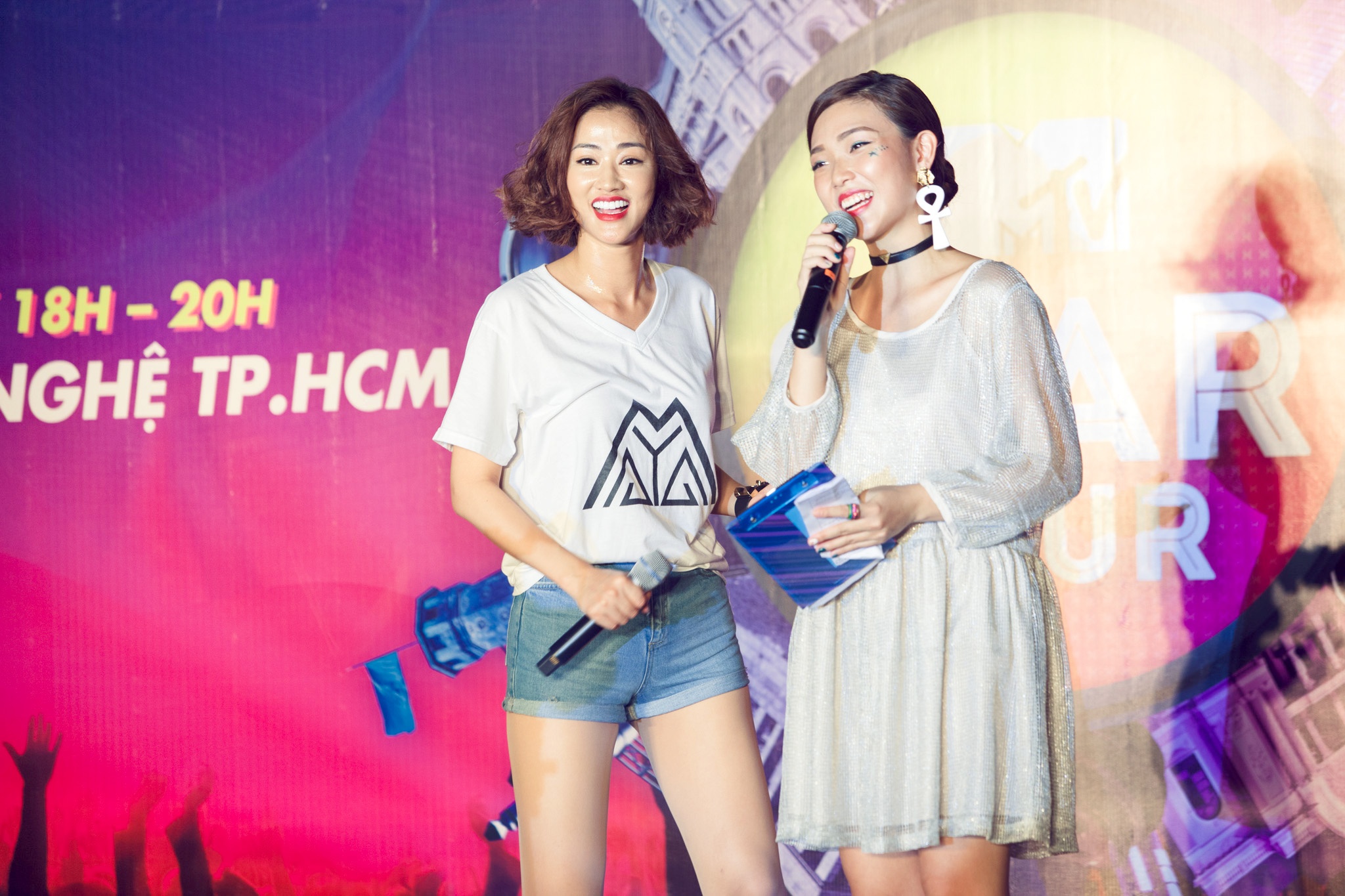 Maya bieu dien trong chuong trinh sinh vien anh 7