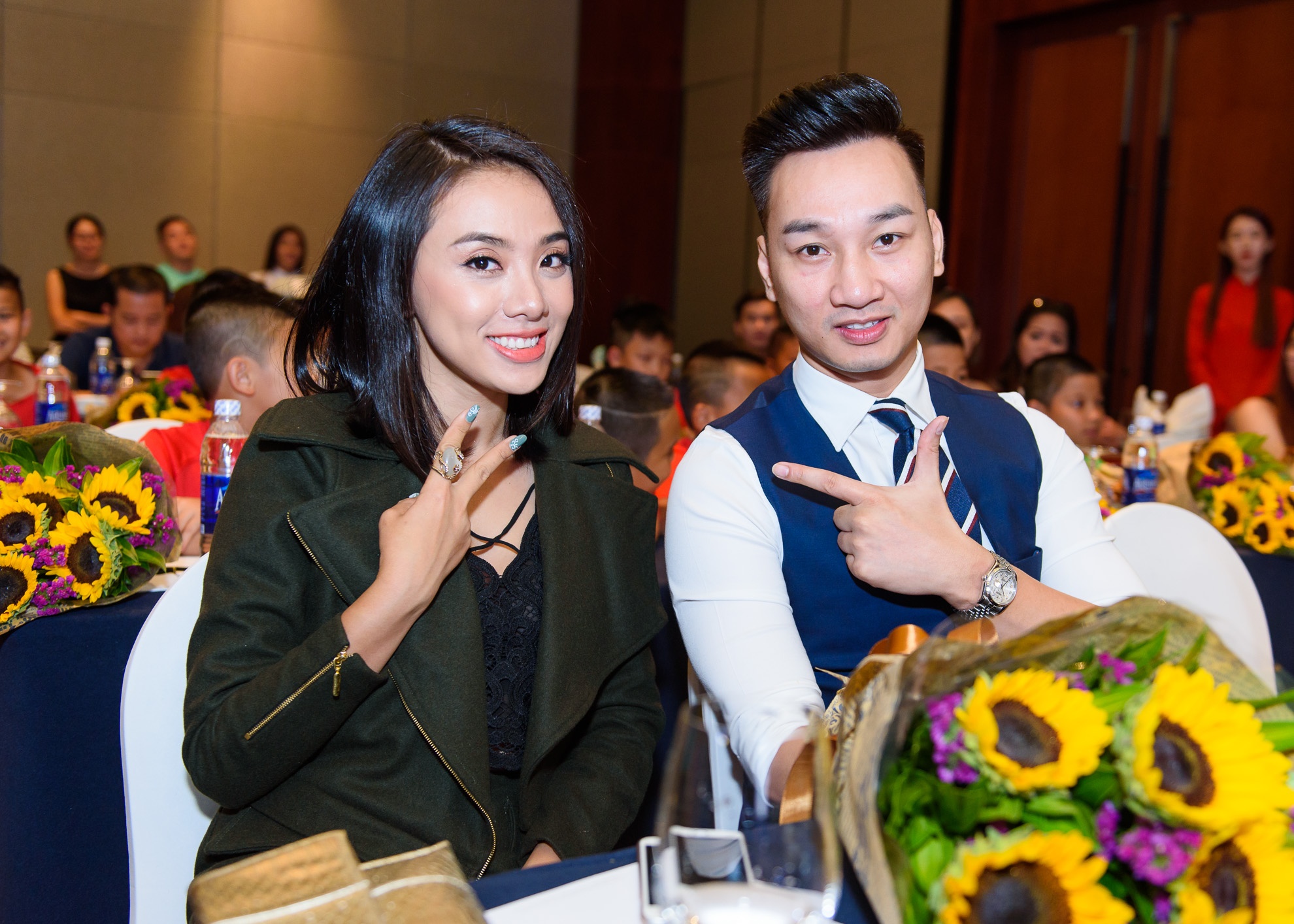 Diep Lam Anh du hop bao Cau thu nhi anh 7