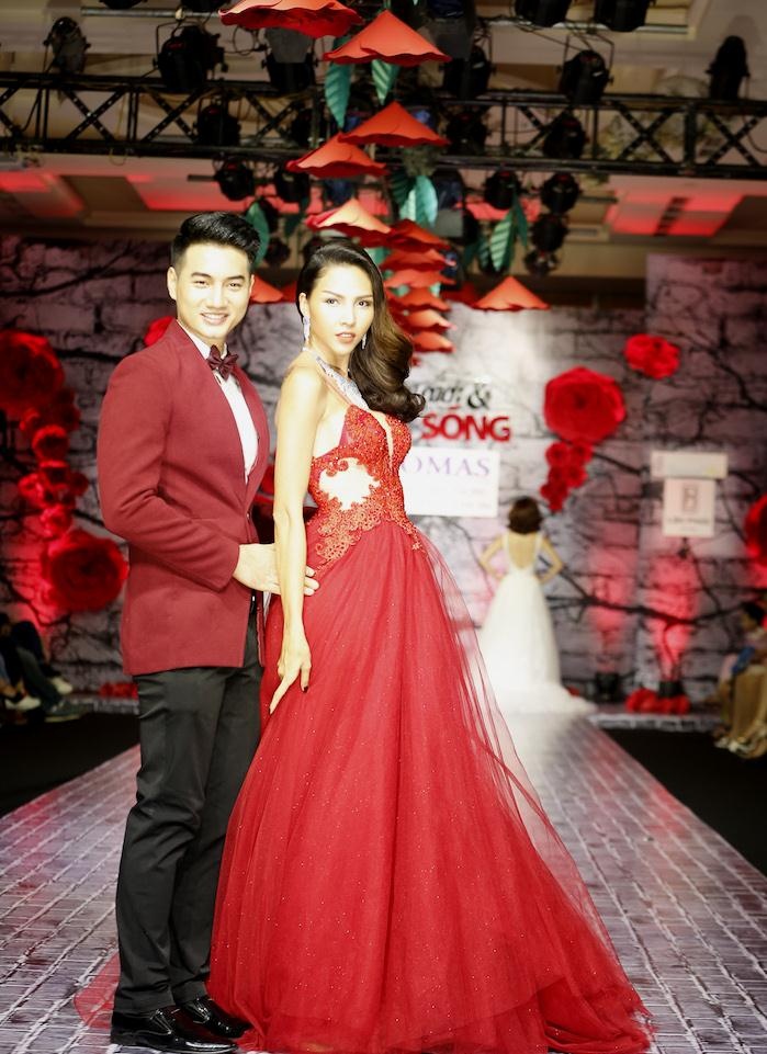 Le Quyen khoe vong mot nong bong anh 7