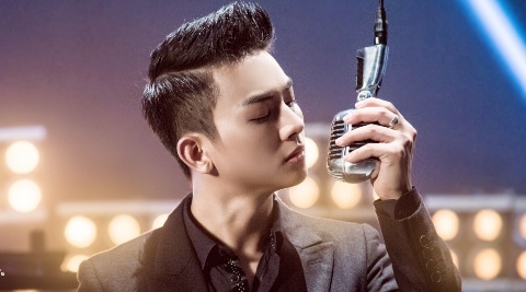 Con nuoi Hoai Linh suy tu trong MV moi hinh anh