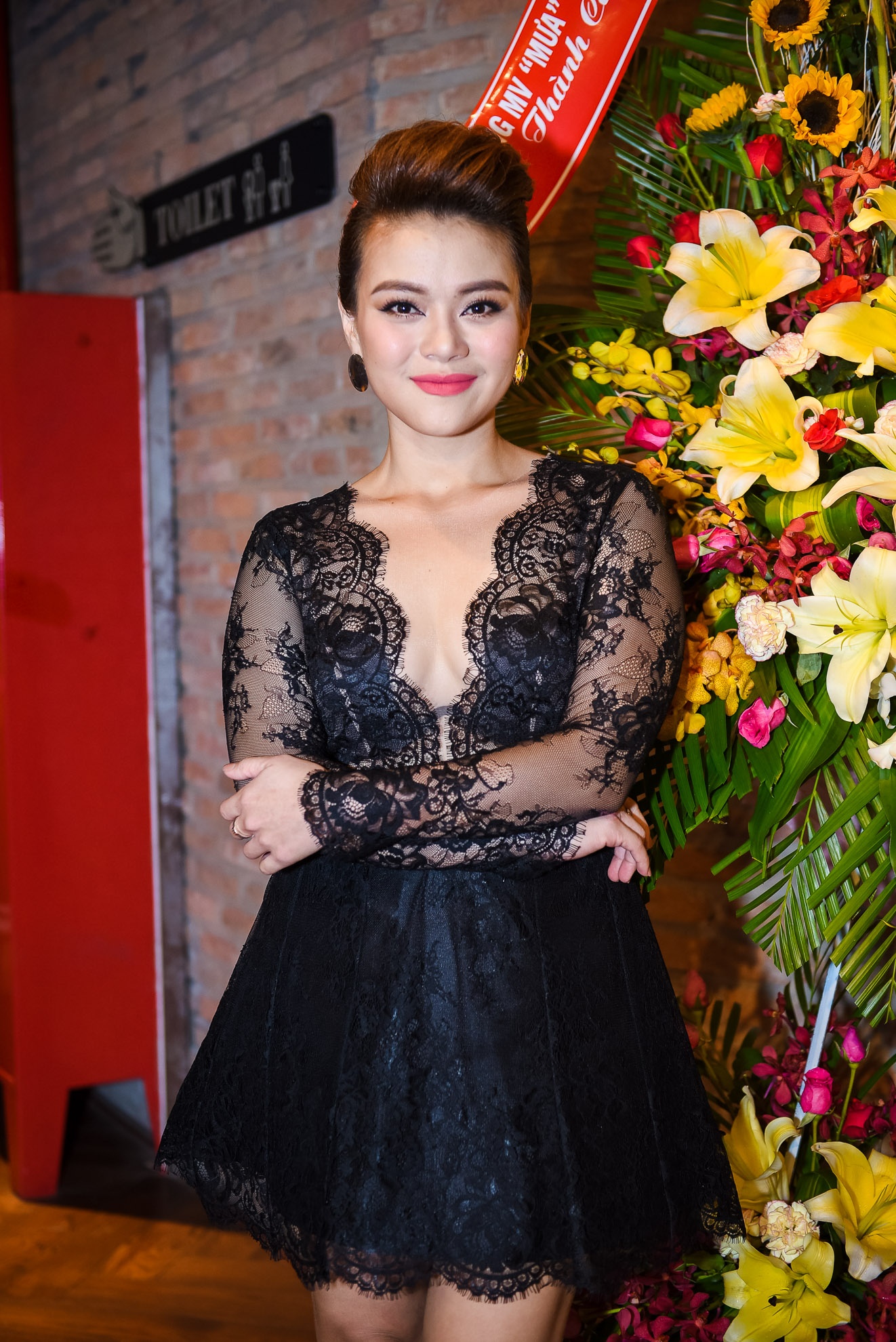 Hải Yến Idol trong họp báo MV Mưa ảnh 1 Hai Yen Idol trong hop bao MV Mua anh 1