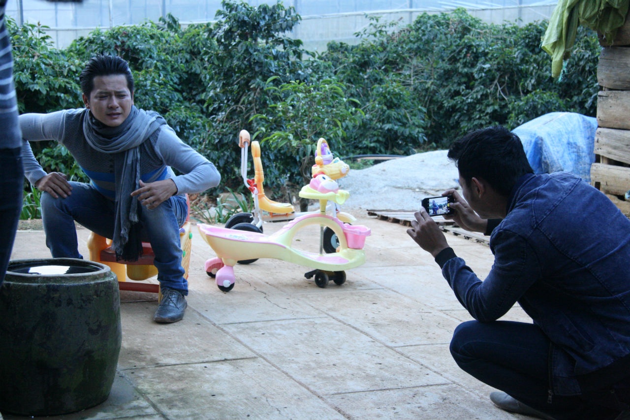 Thuy Diem quay tren truong quay anh 6