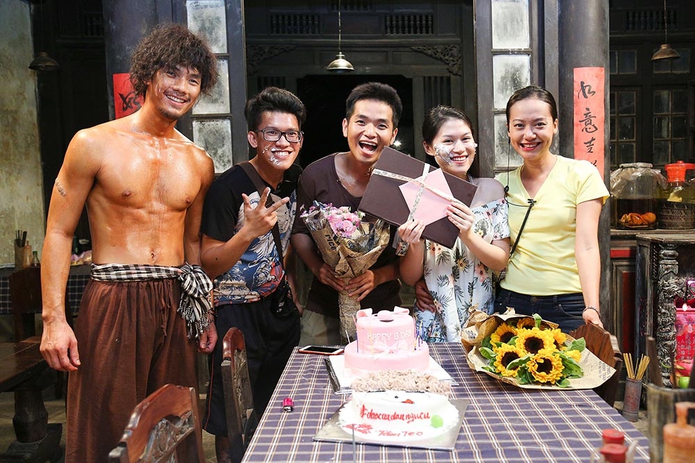 Dam Vinh Hung chuc mung sinh nhat chau gai anh 7