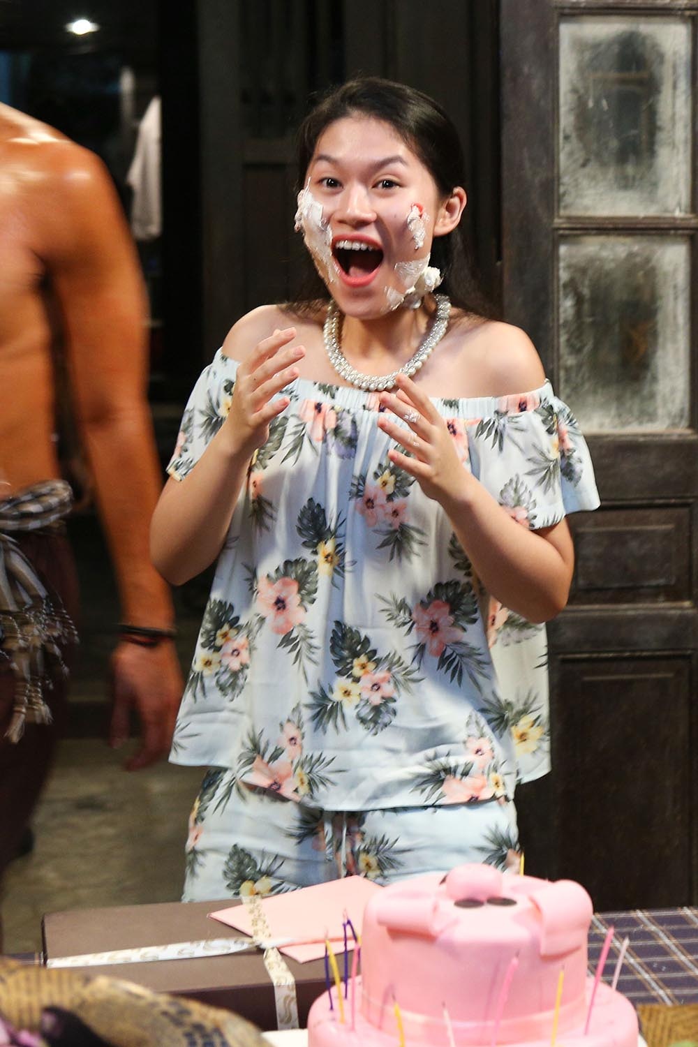 Dam Vinh Hung chuc mung sinh nhat chau gai anh 3