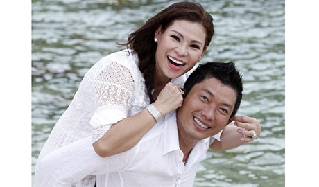 Kinh Quoc len tieng ve chuyen cuoi dai gia lon tuoi hinh anh