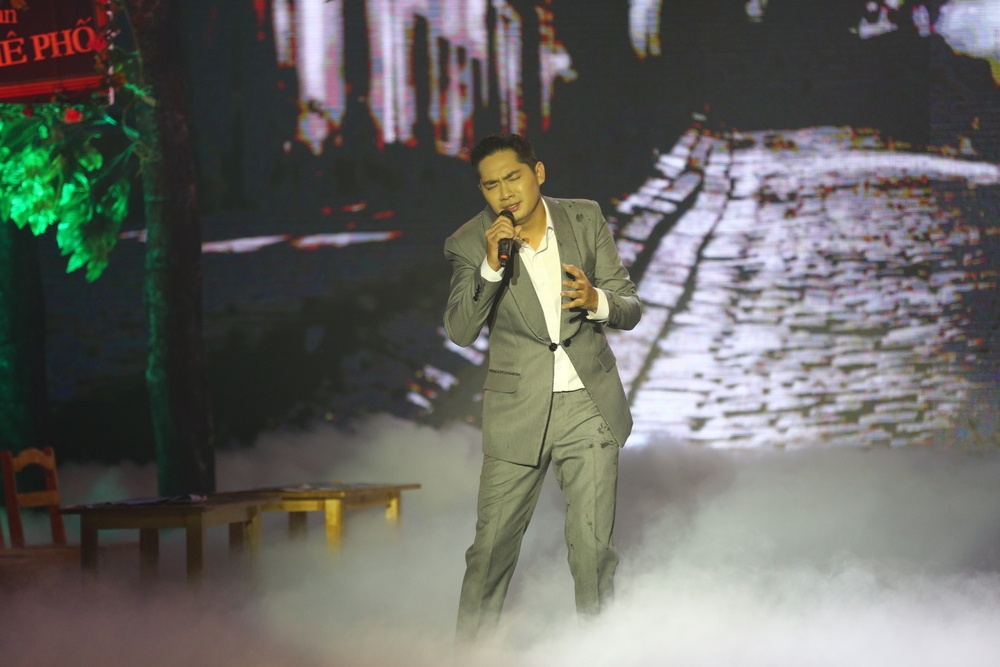 Minh Luan khien giam khao Thanh Ha say me anh 2