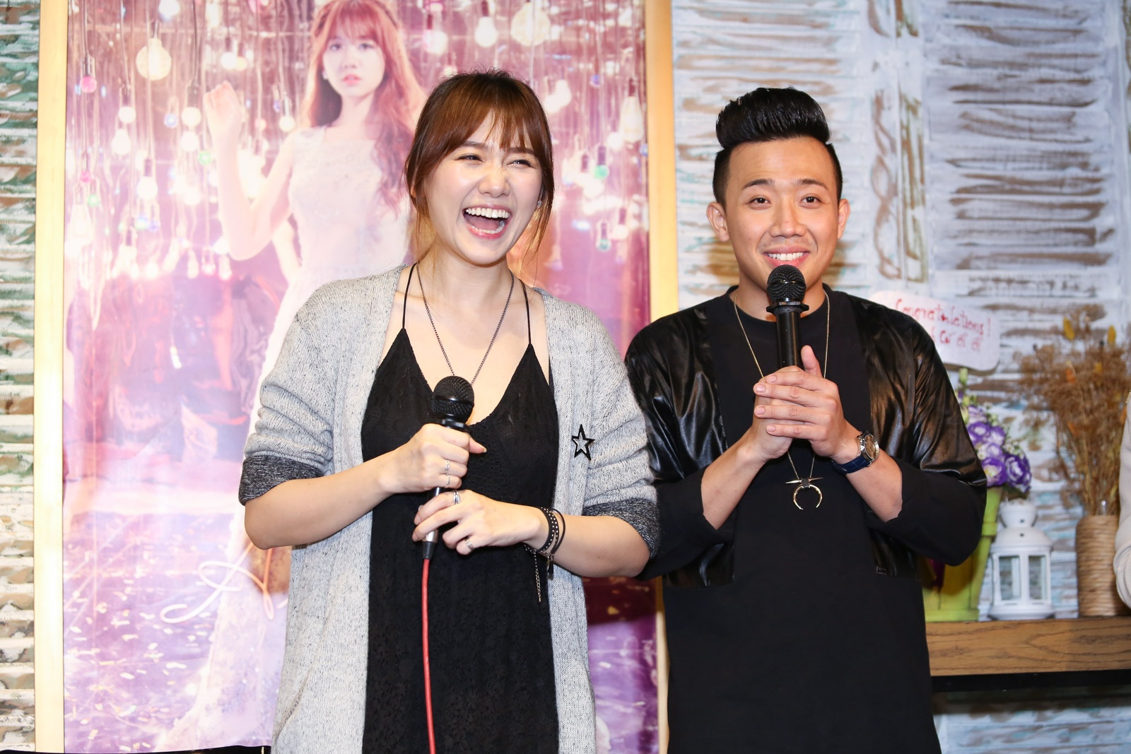 Trấn Thành tặng hoa Hari Won ảnh 6 Tran Thanh tang hoa Hari Won anh 6