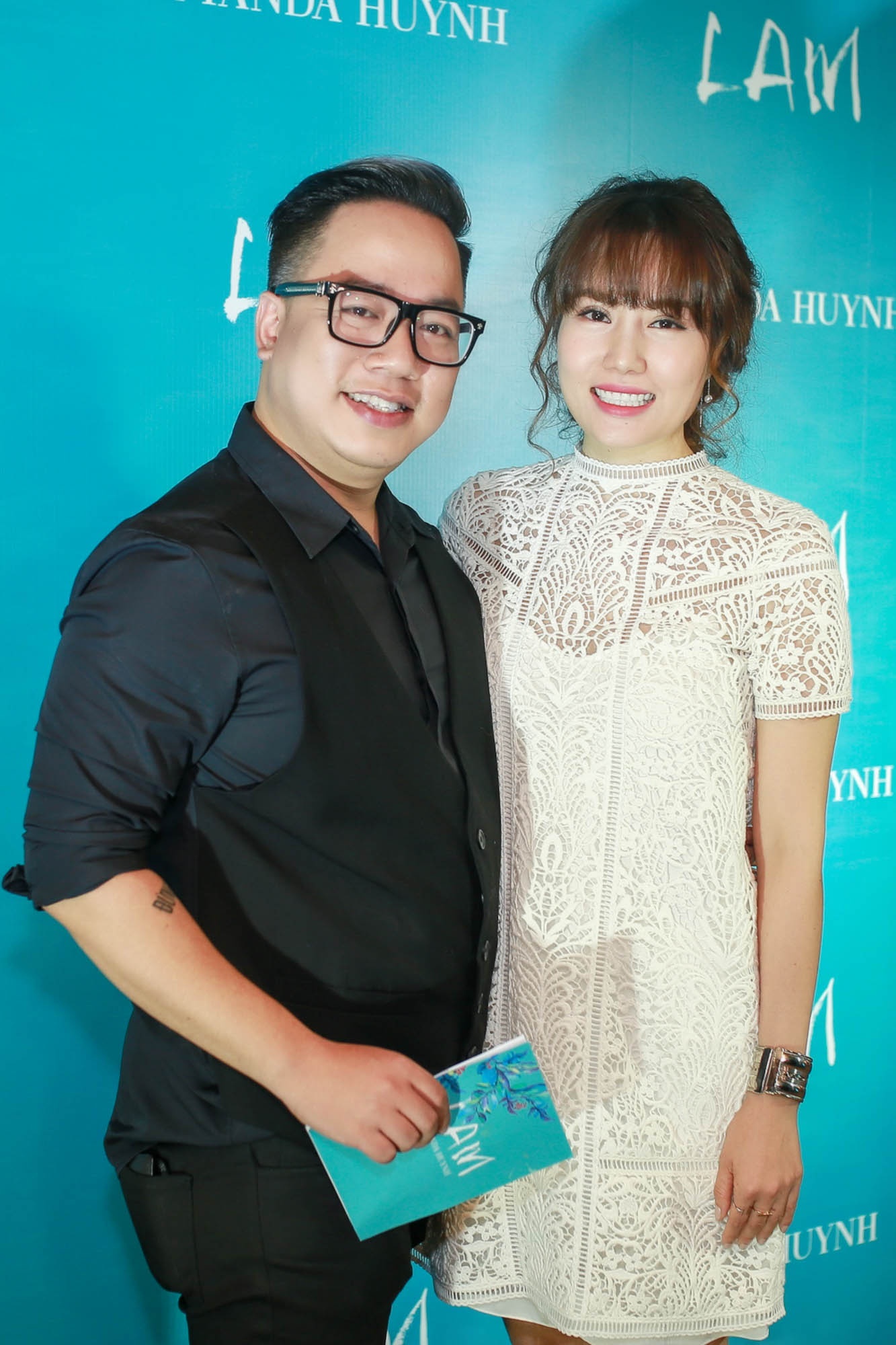 Sao Viet du ra mat sach cua Tien si luat anh 2