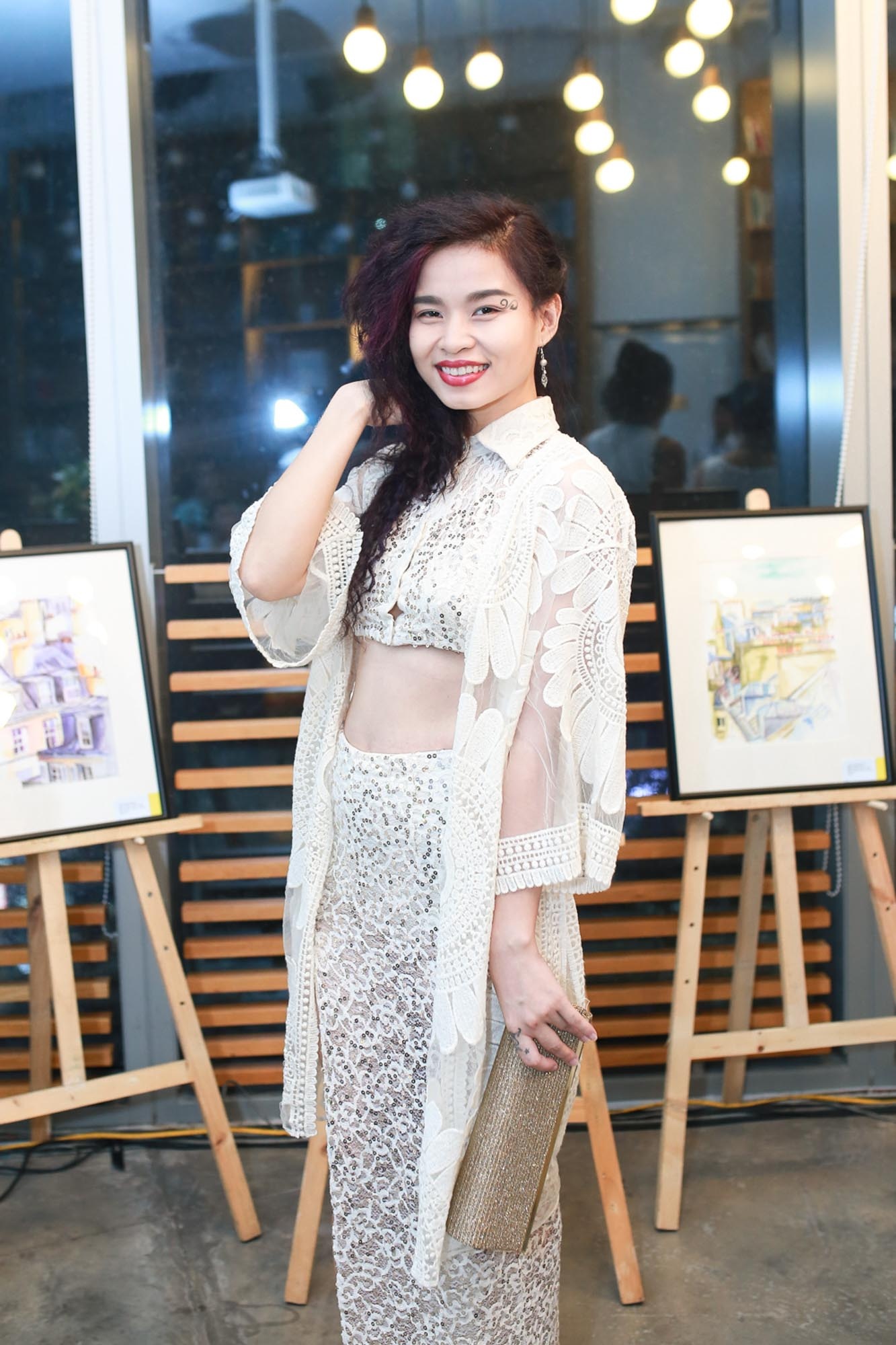 Sao Viet du ra mat sach cua Tien si luat anh 4