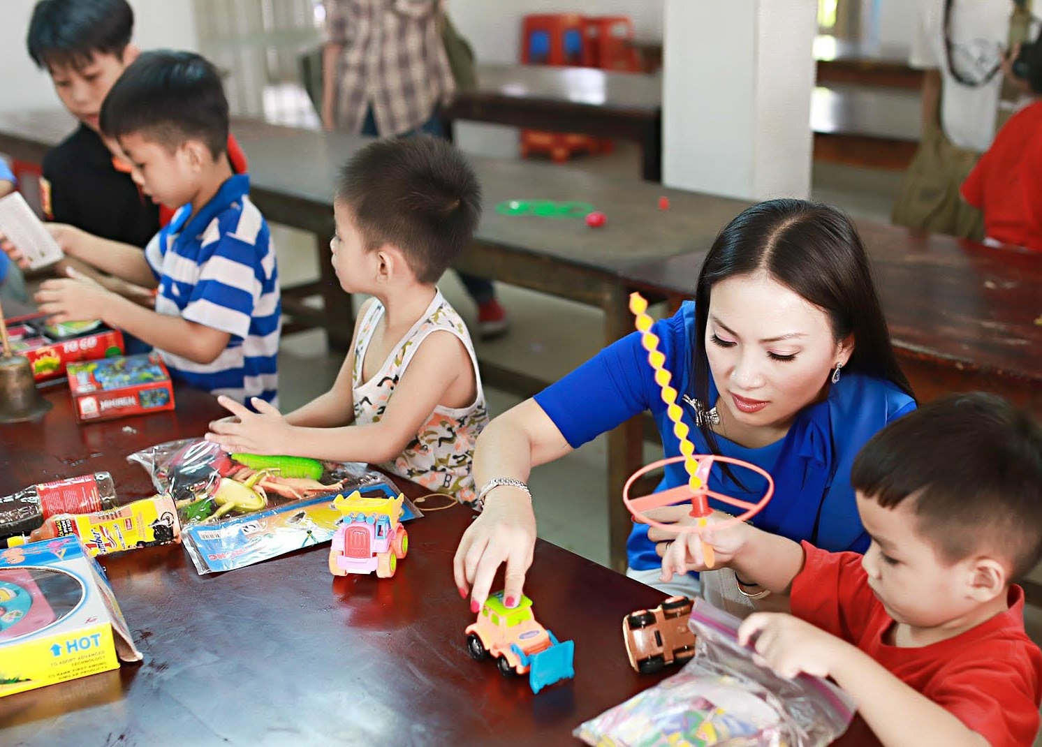 Ha Phuong di tu thien anh 6