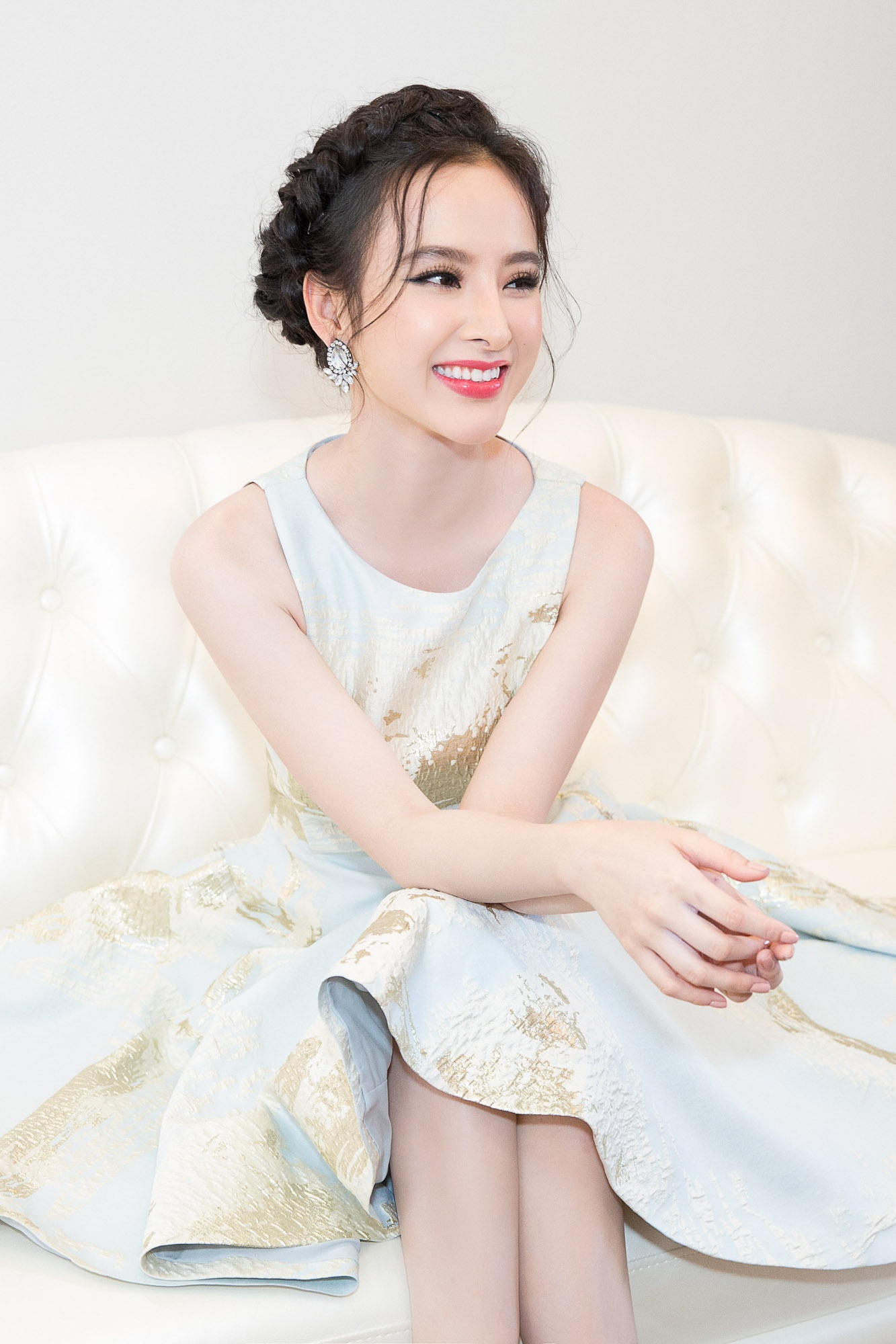 Angela Phuong Trinh dieu da trong su kien anh 2