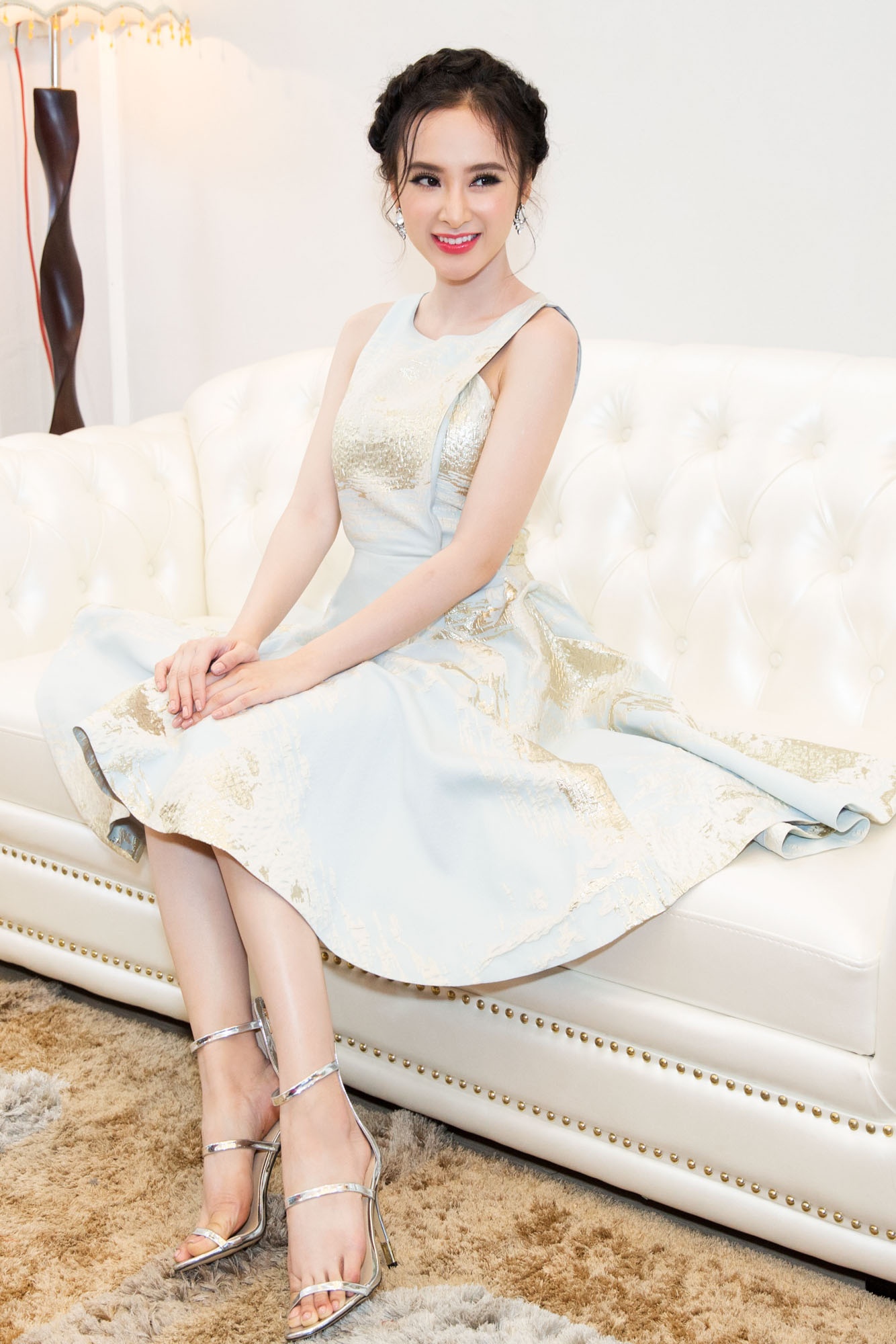 Angela Phuong Trinh dieu da trong su kien anh 1