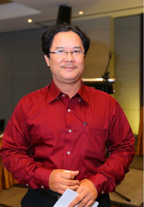 Cong Hau chat vat 20 nam moi tau duoc nha anh 1