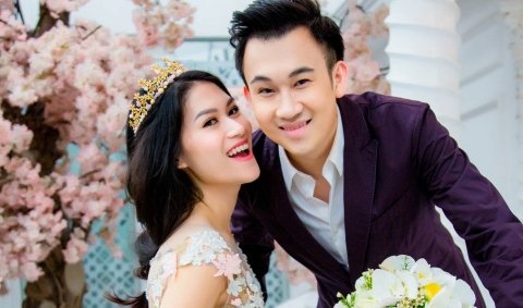 Duong Trieu Vu chup anh cuoi voi Ngoc Thanh Tam hinh anh