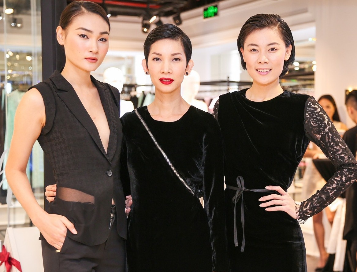 Xuan Lan dua con gai di su kien anh 4