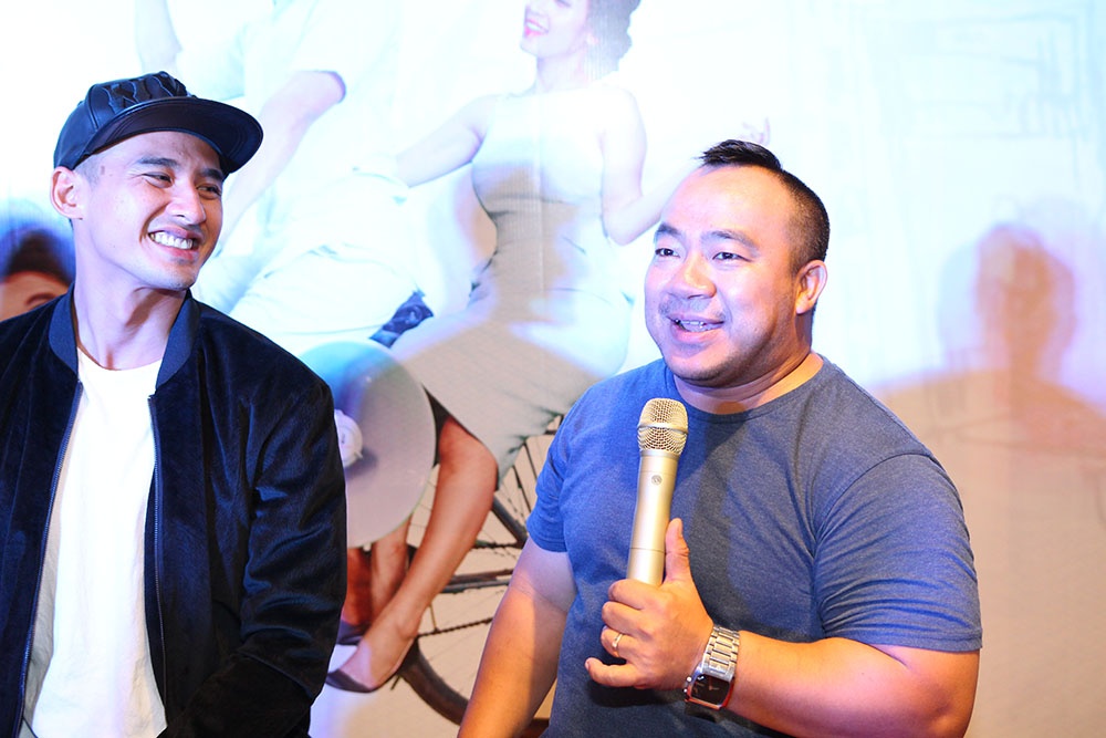 Hieu Hien quay trong rap phim anh 3