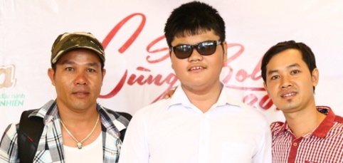 Cau be khiem thi choi 14 nhac cu thi Solo cung Bolero 2016 hinh anh