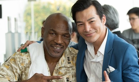 Mike Tyson than thiet voi Tran Bao Son tren phim truong hinh anh