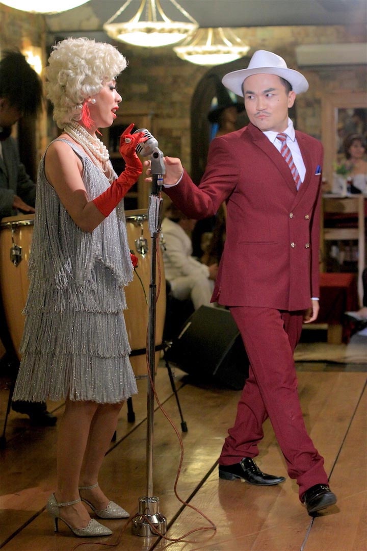 Thu Trang bien hoa ben Dai Nghia anh 2