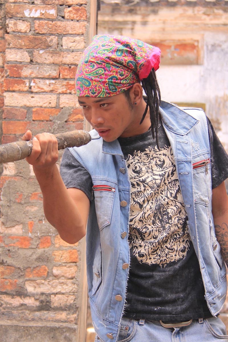 Thu Trang bien hoa ben Dai Nghia anh 6