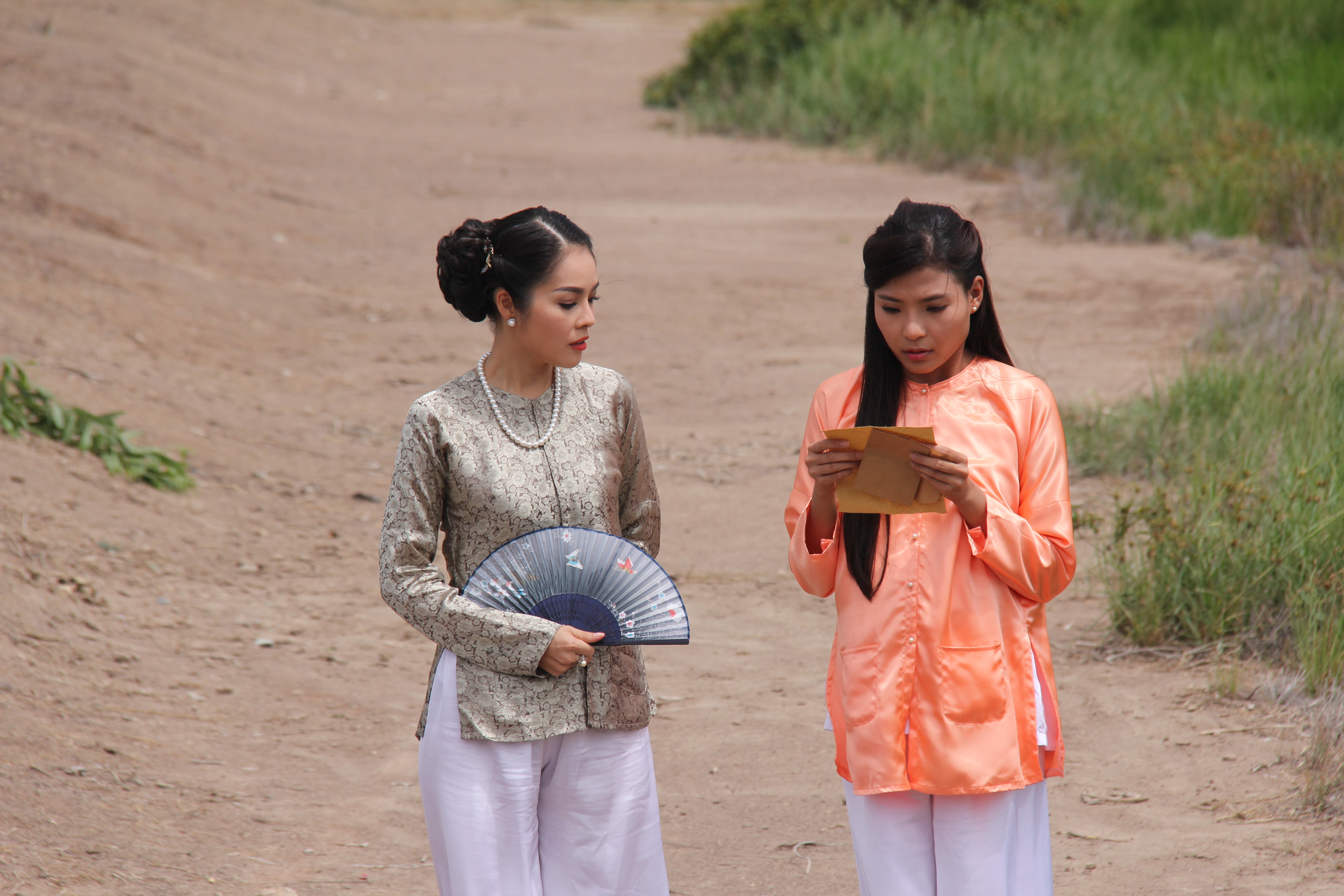 Duong Cam Lynh lam vo le trong phim anh 7