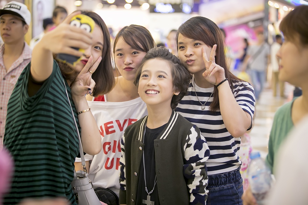 Gia Khiêm đi hát sau Vietnam Idol Kids ảnh 6 Gia Khiem di hat sau Vietnam Idol Kids anh 6