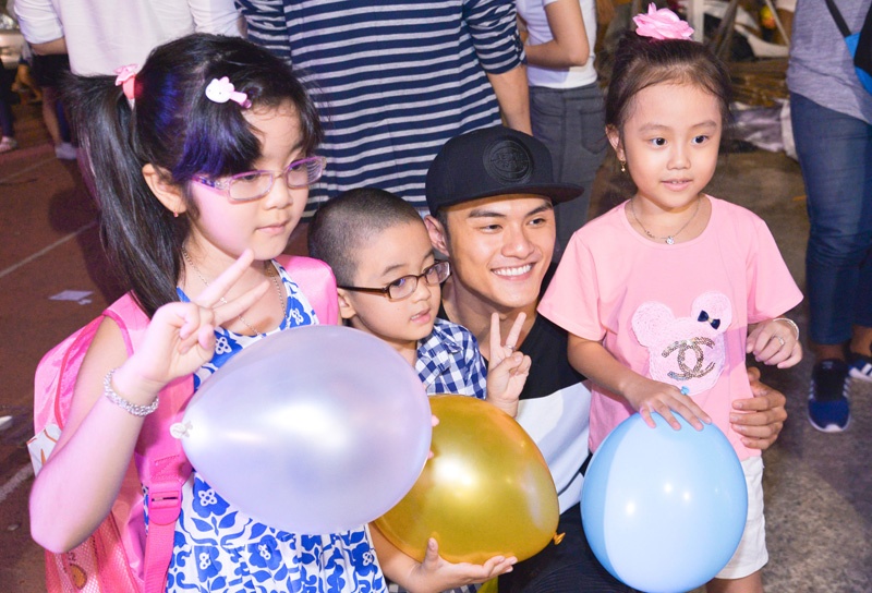 Lam Vinh Hai di su kien sau khi ly hon anh 3