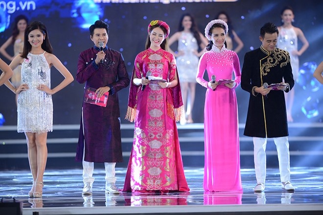 Nhung hat san trong dem chung ket hoa hau VN anh 3