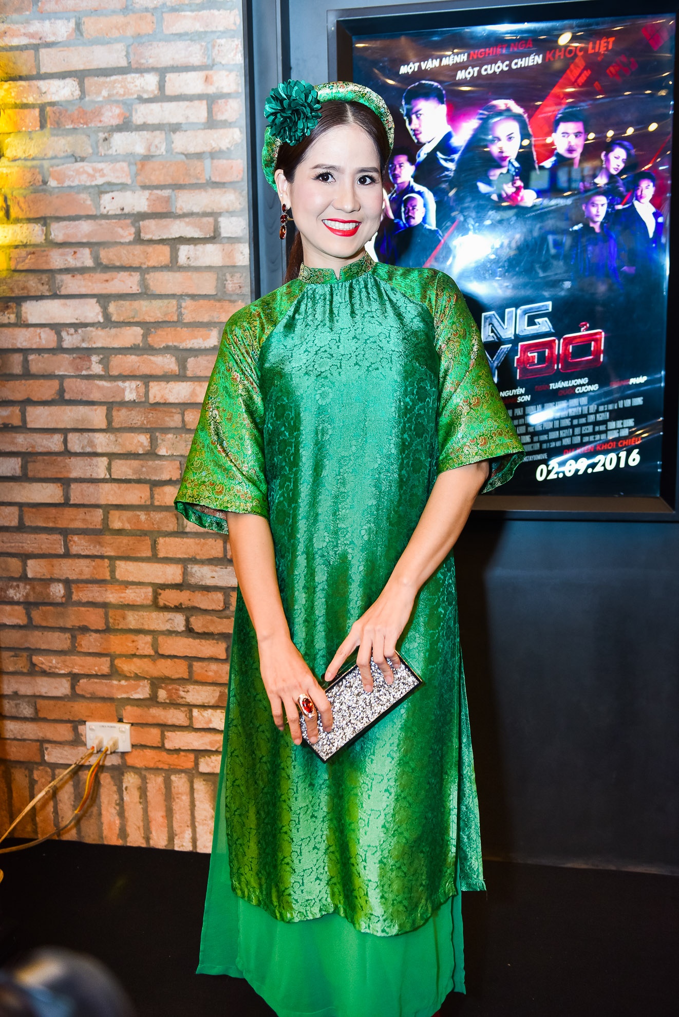 Sao Việt dự ra mắt phim Găng tay đỏ ảnh 11 Sao Viet du ra mat phim Gang tay do anh 11