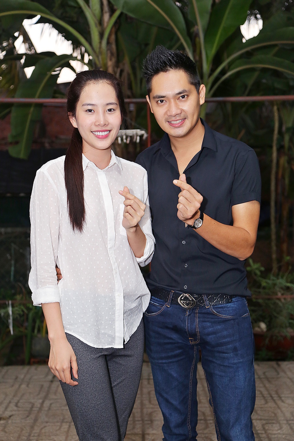 Quy Binh moi Minh Luan ve que an tiec anh 5