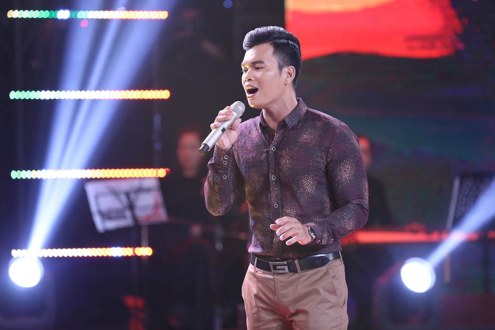 Chung ket Nguoi hat tinh ca anh 4