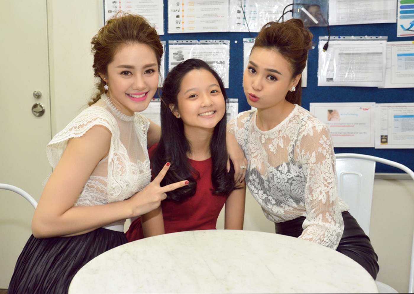 Ninh Duong Lan Ngoc quang ba phim Gang tay do anh 3