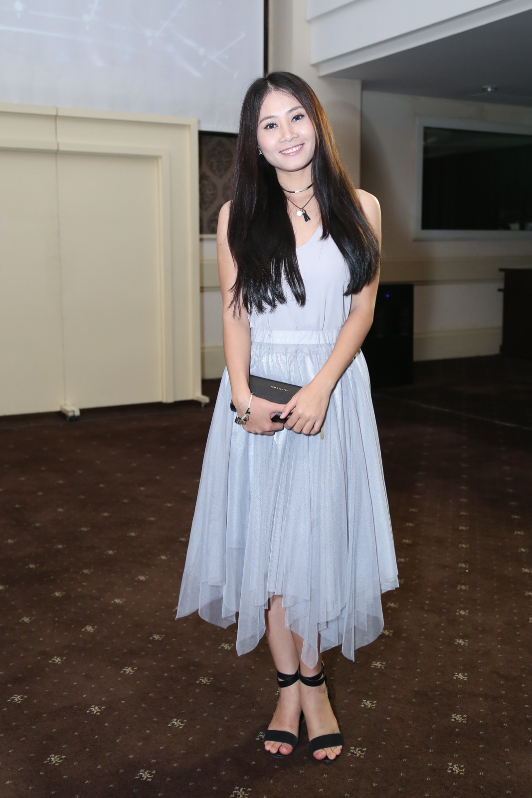 Chi Tai tinh tu ben Thuy Nga anh 7