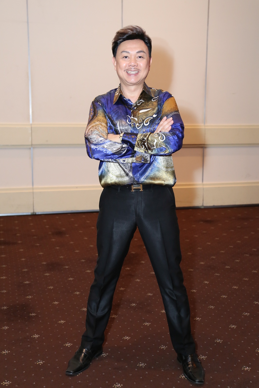 Chi Tai tinh tu ben Thuy Nga anh 2