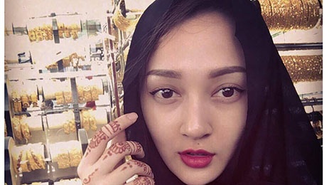 Nghi van Bao Anh - Ho Quang Hieu du lich Dubai cung nhau hinh anh