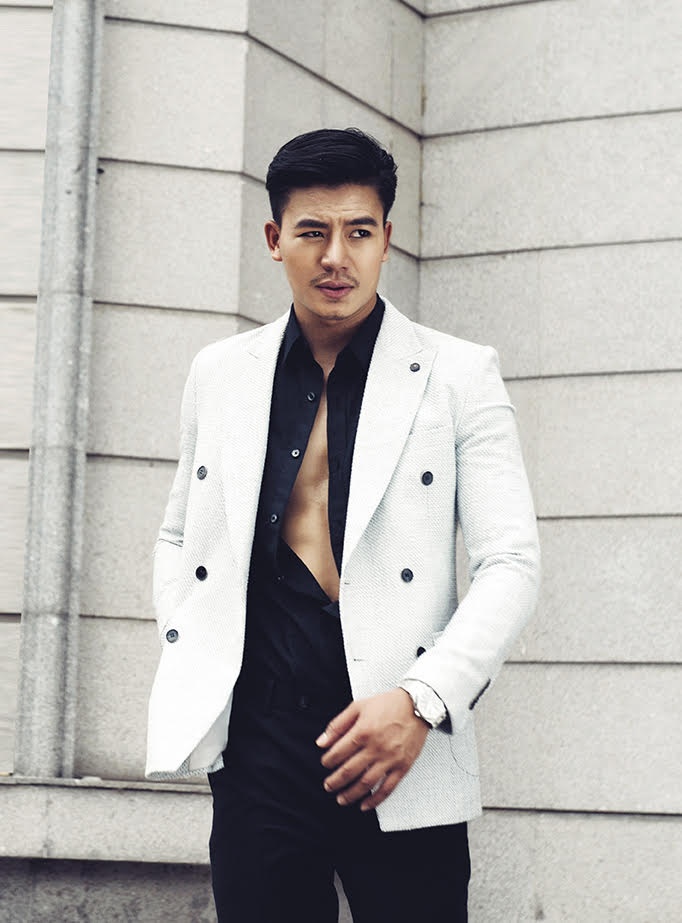 Hieu Nguyen phong tran trong bo anh anh 2