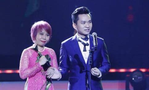 MC Hanh Phuc: 'Toi la nam MC hay khoc nhat' hinh anh
