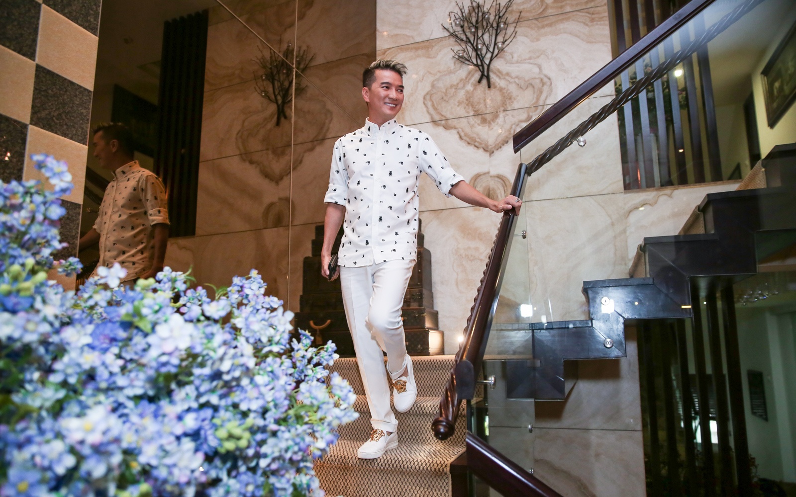 Biet thu 3 trieu USD cua Dam Vinh Hung anh 6