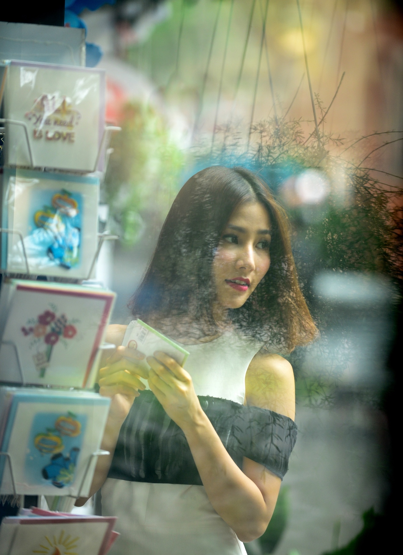 Diễm My 9X dạo đường sách ảnh 6 Diem My 9X dao duong sach anh 6